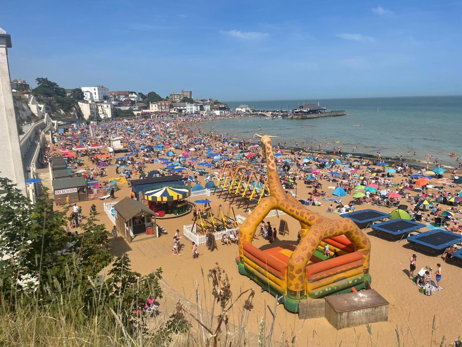 Viking Bay View 3 Bed Apartment Broadstairs Exteriér fotografie