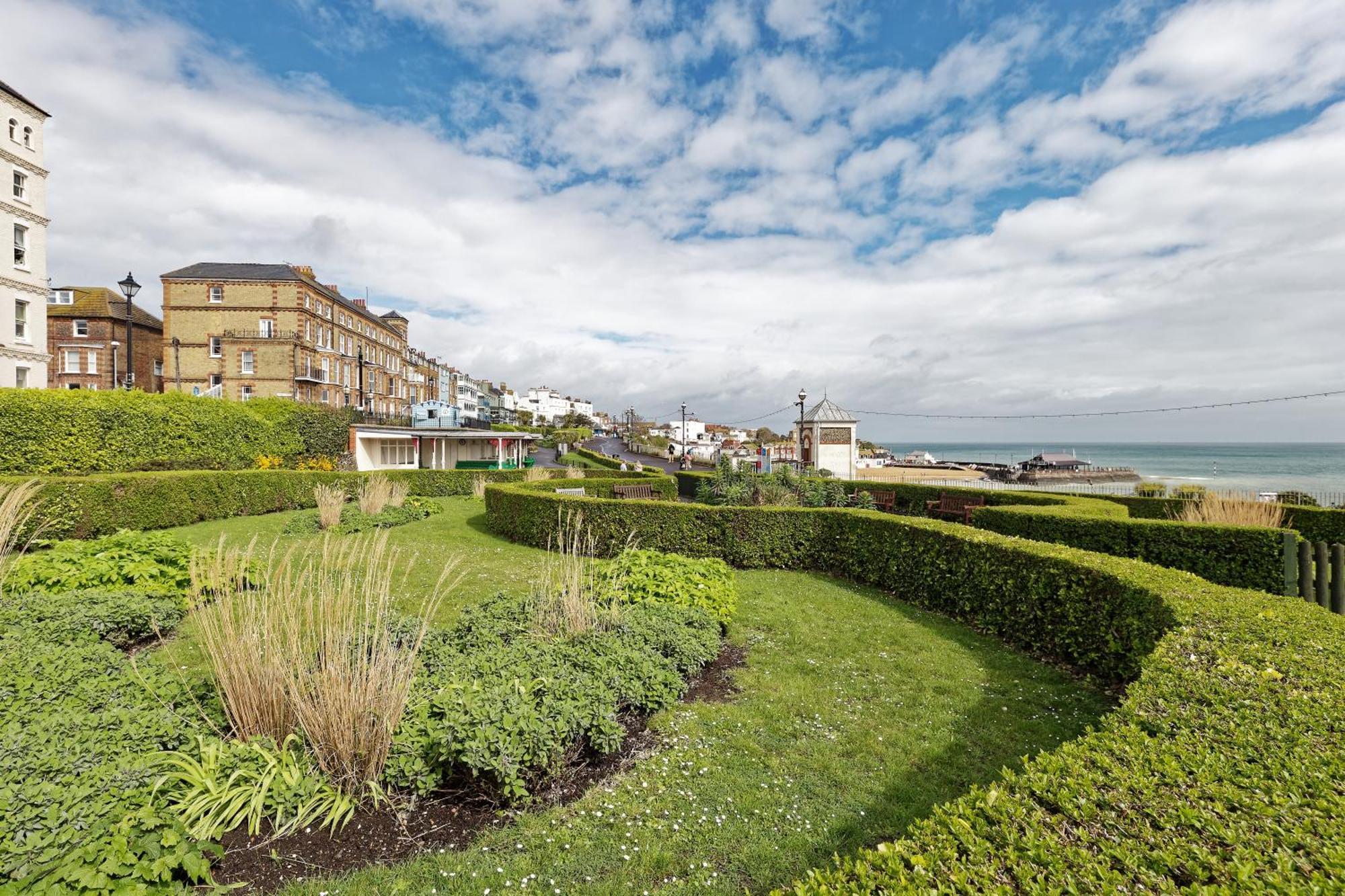 Viking Bay View 3 Bed Apartment Broadstairs Exteriér fotografie